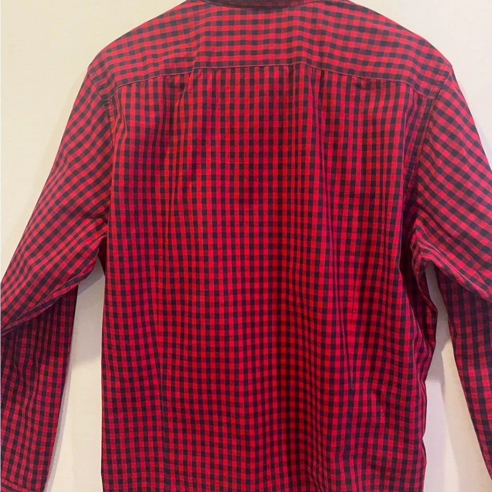 Banana Republic Red and Black Checkered Men's Shirt